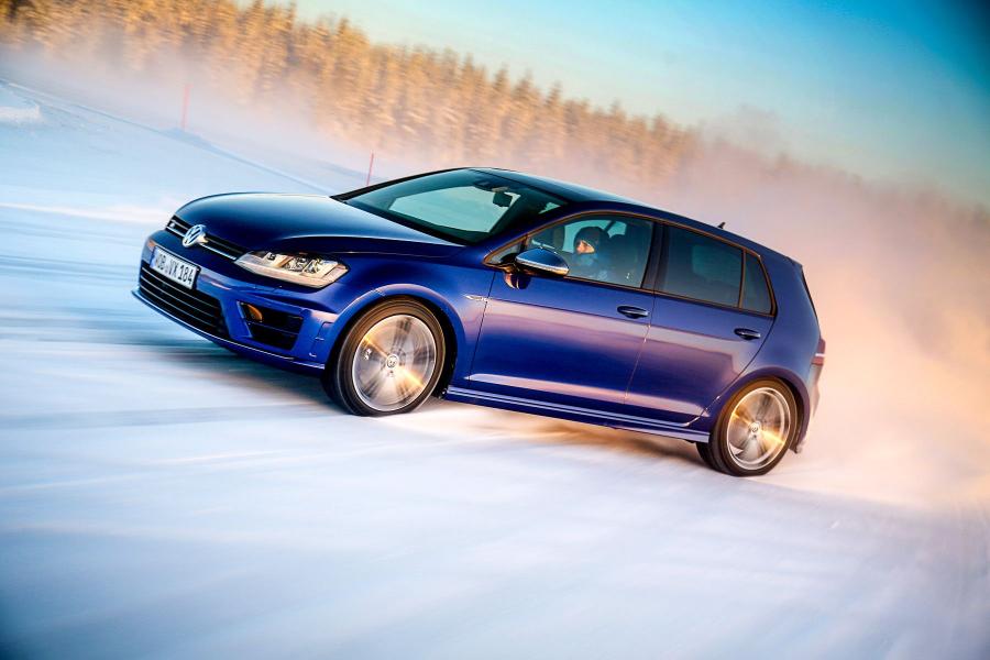  Volkswagen Golf R 5-Door 2013 года  (фото 18 из 100)